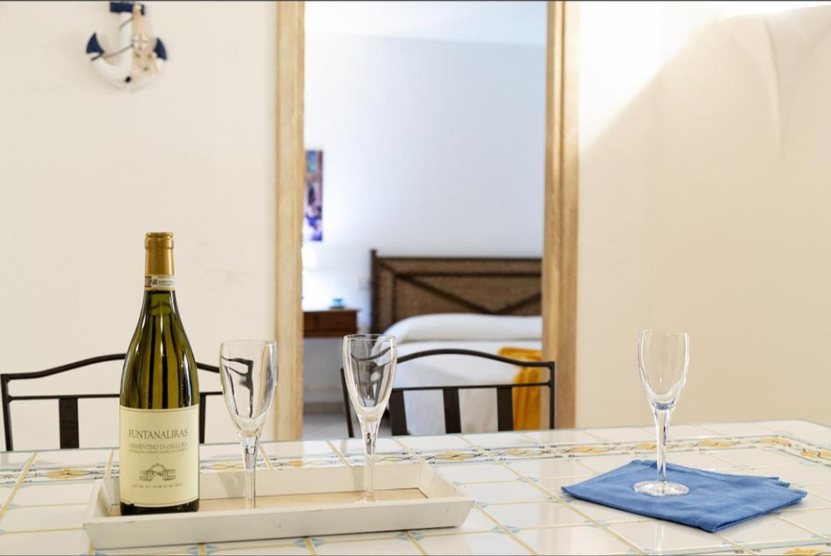 Villa Punta Saline 카니지오네 외부 사진